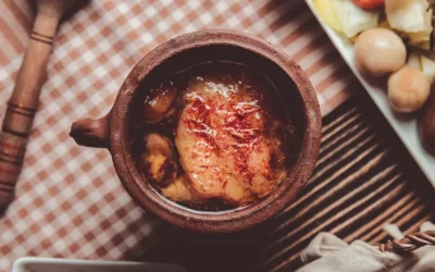 Salsas para acompañar carnes y guisos: sabor profundo y equilibrio